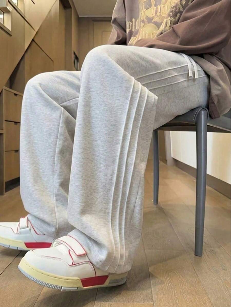 1pc Men's Light Grey Floral Wide Leg Sweatpants, Side Vertical Stripe Design, Soft And Draping Fabric, Loose Fit To Flatter Leg Shape, Casual , Versatile For Various Sneakers, Suitable For Daily Wear. Made Of 100% Polyester, With Drawstring Waistband For Easy Adjustment - Grey - View 1