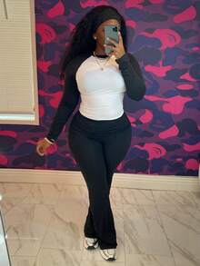 Fashionable Women's Round Neck Long Sleeve Cropped Top With Flare Pants 2 Pieces Set, Suitable For Daily Casual Wear Or Autumn Outfit - Black - View 5