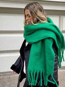 1pc Solid Color Scarf, Winter Warm Neck Protection, Thickened Wool Knitted Thick Edge Tassel Shawl, Wearable - Green - View 2