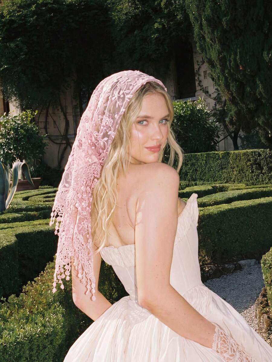 1PC Women's Fashion Floral Lace Triangle Scarf Headscarf