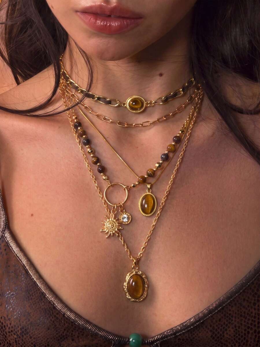 Set Kalung Berlapis-lapis Bertabur Berlian Imitasi Gaya Prancis Mewah Kelas Atas Maillard dengan Batu Mata Harimau dari Paduan Seng, Cocok untuk Perjalanan Sehari-hari Wanita, Kencan, dan Mengenakan Sweater Musim Gugur/Dingin, Serbaguna, Memperindah Tulang Selangka dan Leher - Emas - View 1