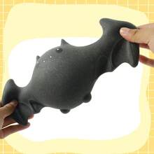 1 buah Mainan Remas Kelelawar yang Menyenangkan, Lembut dan Mudah Diremas, Mainan Penghilang Stres Realistis, Dekorasi Meja Rumah dan Kantor, Hadiah Halloween, Mainan Remas Ujung Jari Genggam Portabel, Hadiah Kreatif - MultiWarna - View 8