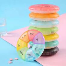 1 Set 1pc Round Pill Box, 7-Day Pill & Candy Organizer, Portable Pill Storage Box, Travel Organizer Box, Medication Container - View 1