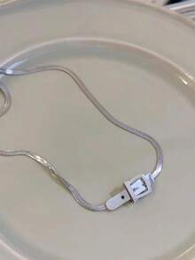 1pc Exquisite Leather Belt Buckle Snake Bone Necklace For Women, INS High-End Design, Minimalist Style, Sexy Collarbone Chain, Niche Neck Chain, Suitable For Daily Wear, Festivals, Parties, Matching With Best Friends, Gift For Friends - Silver - View 3