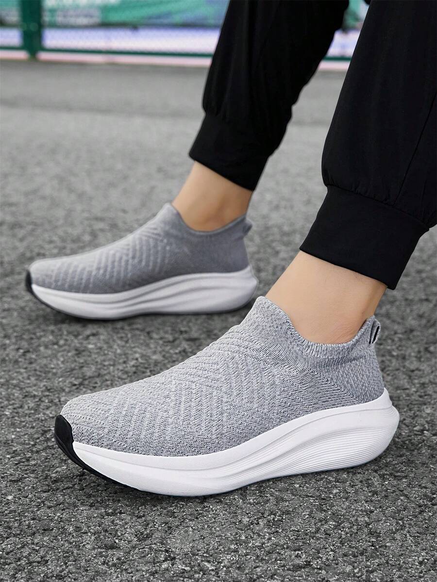 Men's Lightweight Breathable Running Shoes, Anti-Slip Sports Sneakers - Light Grey - View 1