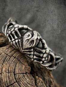 1pc Unisex Vintage Oxidized Silver Skeleton Hands Anatomical Heart Wide Band Ring, Gothic Punk Edgy Statement Ring, For Daily Wear Halloween Party - Antique Silver - View 5