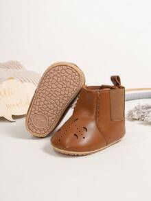Infant Hollow Breathable Chelsea Ankle Boots, Easy On/Off Hook & Loop Soft Sole Vintage Toddler Walking Shoes - Brown - View 8