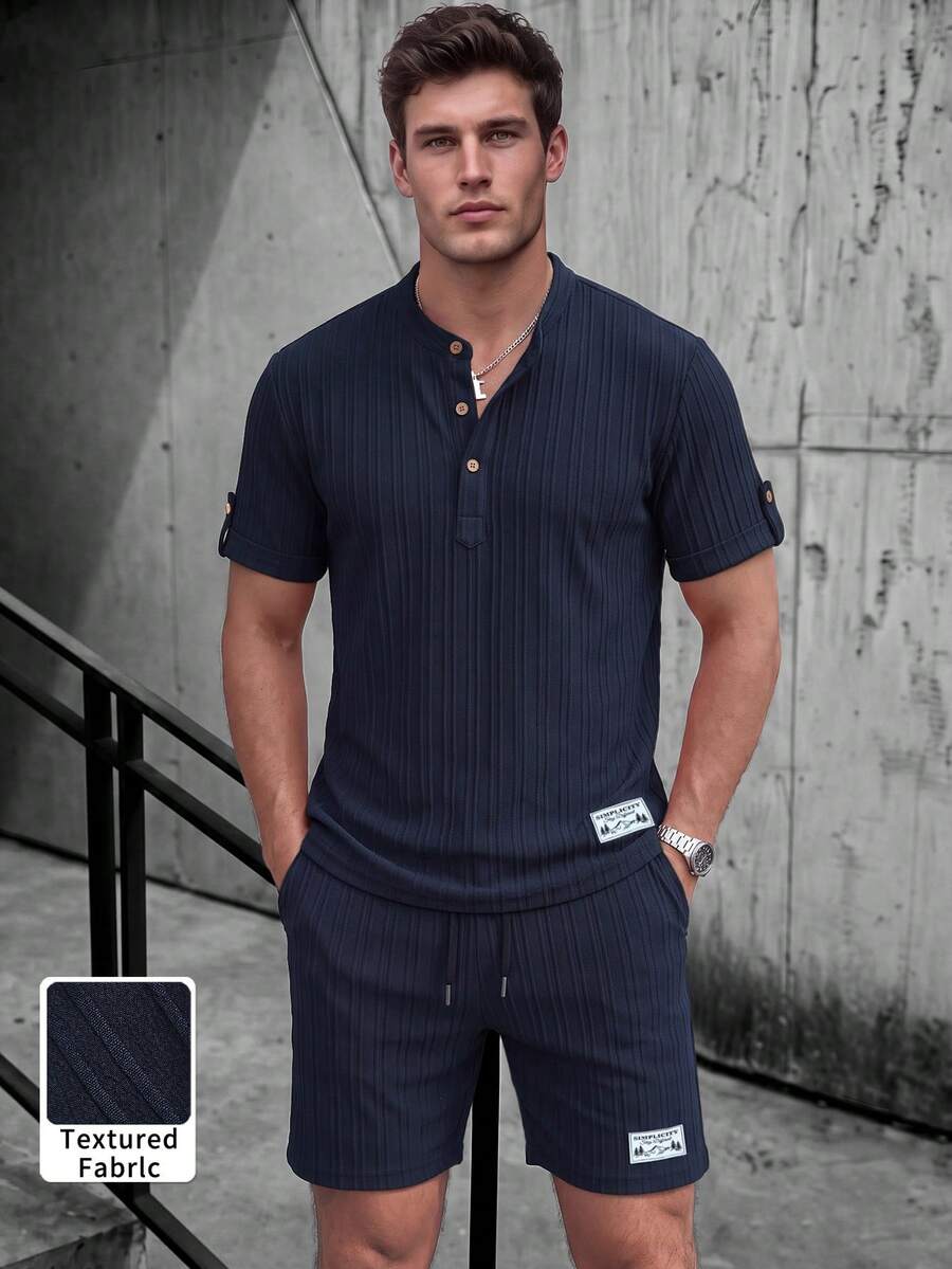 Men's Spring/Summer 3-Button Henley Collar Short Sleeve Shirt And Drawstring Shorts Solid Color Jacquard Casual Vacation Regular Fit 2 Pieces Set, Commute Casual Textured