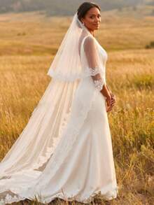 2-Layer Cathedral Length Wedding Veil With Lace Applique Trim And Comb, Bridal Veil - Off White - View 2