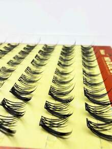 HeEan 60‑Cluster Small Butterfly Self‑Adhesive Eyelashes. Boasting A Natural Finish And Reusable Quality, These Lashes Are Easy To Apply And Ideal For Everyday Looks. - View 6