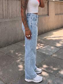 Women's Vintage Pearl Decor Light Wash Denim Flare Jeans With Button And Pocket Details - Light Wash - View 3