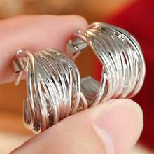 Twisted Wire C-Shaped Women's Earrings, Minimalist And Elegant - Silver - View 2