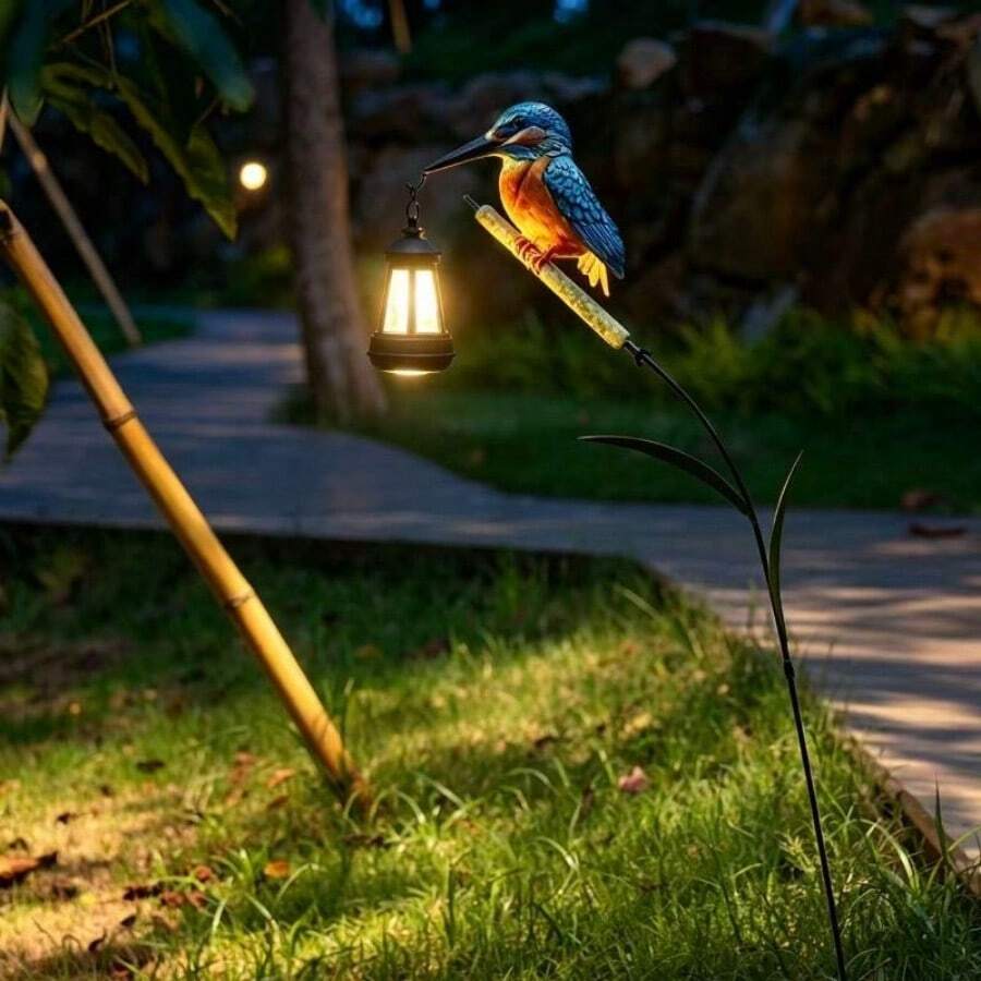 Kingfisher Shaped Solar Garden Light Creative Bird Lantern Yard Decor Outdoor Glowing Atmosphere Light Auto On - Bird Lantern - View 1