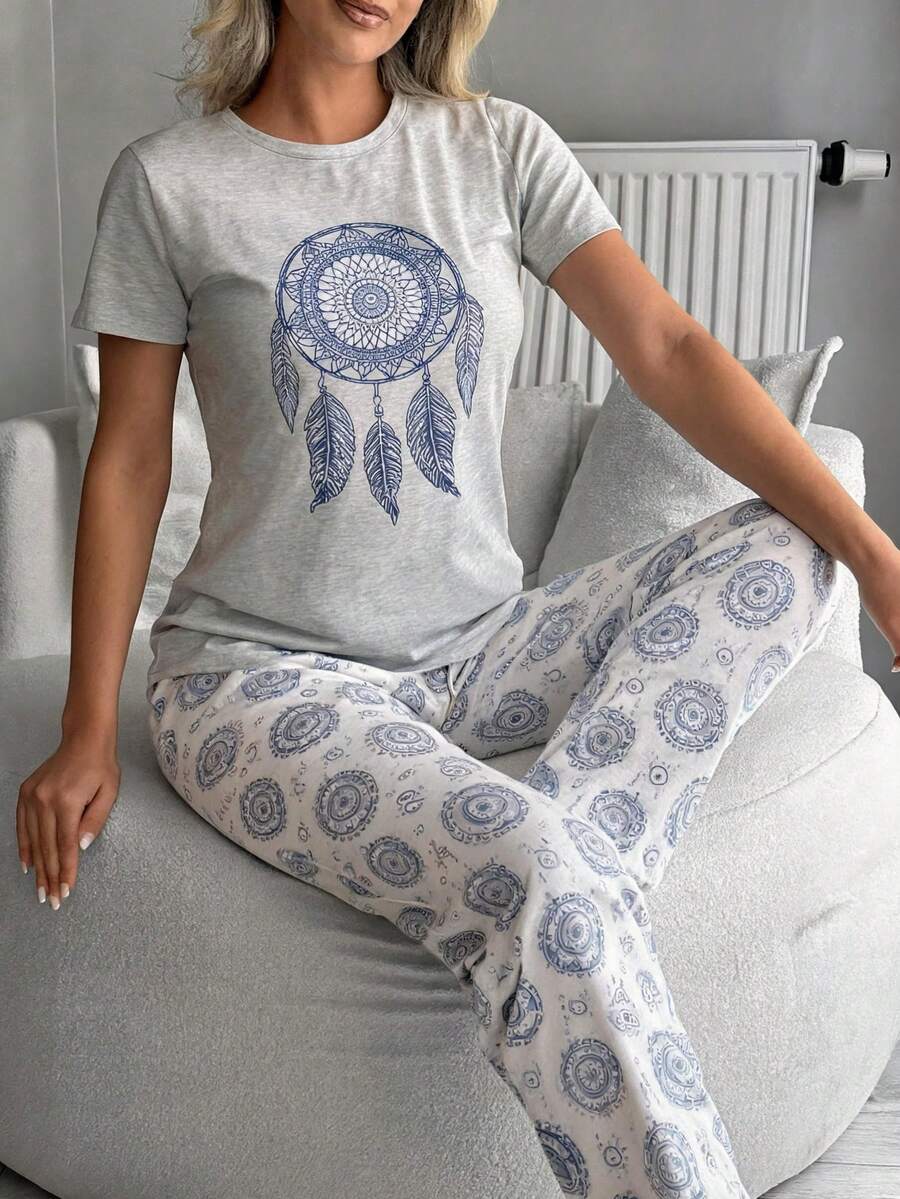 Where Style Meets Comfort  Enjoy Your Time At Home With This Soft Short-Sleeved Pajama Set. - White - View 1