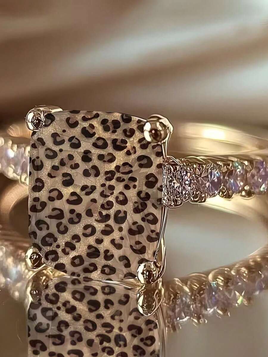 1pc Gold Plated Leopard Print Square Ring, Fashion Statement Party Ring, Pave Design, Suitable For Women For Daily Wear And Parties, Jewelry Gift - Gold - View 1