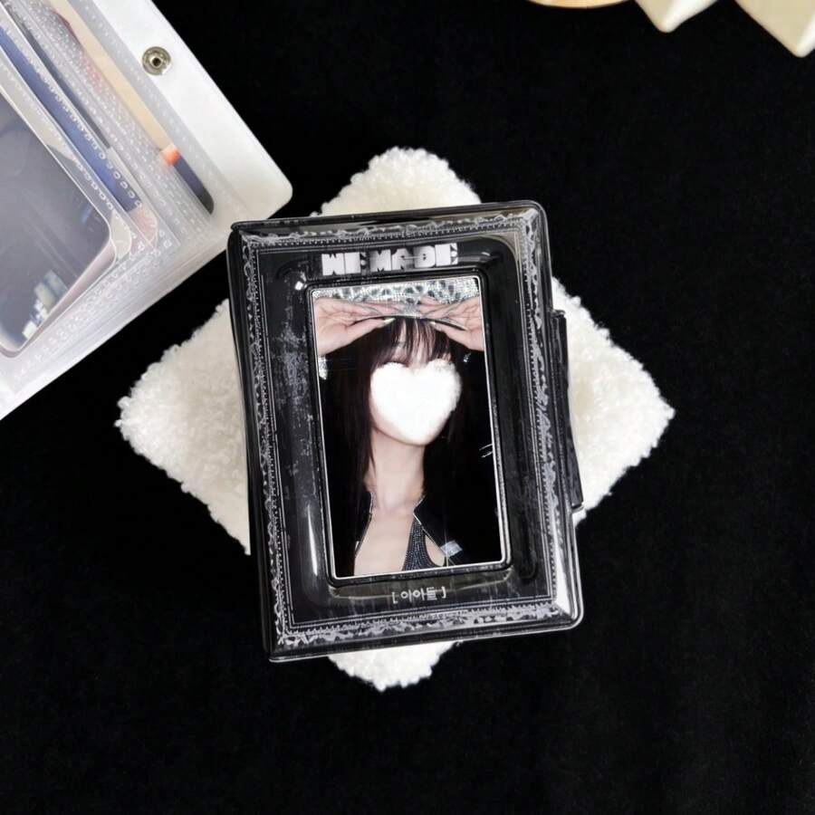 1 buah Album Penyimpanan Kartu Foto Idol Gaya Gelap, Tempat Penyimpanan Kartu Foto 3 Inci, Album Kartu Foto Portabel, Tempat Pelindung Koleksi Kartu Foto Idol, Album Foto dengan Penutup Jepit, Kotak Pelindung Kartu Foto YOUCHENGYOUPIN, Album Penyimpanan Kartu Foto Idol K-Pop, Cocok untuk Penyimpanan Kartu Foto Album K-Pop 3-3,5 Inci, Penyimpanan Foto Instan, dll. - Paket Kartu - View 1