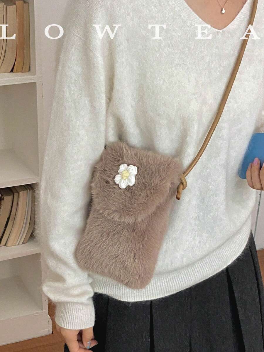 low tea 1pc Minimalist Fashion Plush Fabric Crossbody Bag With Adjustable Shoulder Strap, Suitable For Commuting, Shopping And More