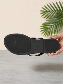 Women Flip Flops, Thong Flat Sandals With Toe Post Design - Black - View 7