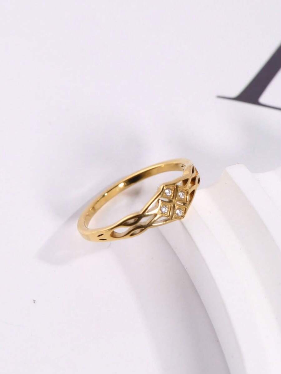 1pc Stainless Steel 18K Gold Plated Hollow Intertwined Rhinestone Thin Closed Ring, Gentle And Elegant, Suitable For Shirts, Dresses, Daily Wear, Niche Design Hand Accessory - Openwork Interwoven Rhinestone Ring - View 1