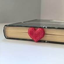 1pc Creative Knitted Heart Bookmark, 3D Textured Page Clip, Fashionable Reading Marker Designed For Book Lovers, Unique Book Accessory, Bookmark, Page Marker, Page Clip, Reading Indicator - One Size Fits All - View 7