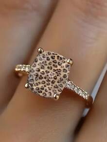 1pc Gold Plated Leopard Print Square Ring, Fashion Statement Party Ring, Pave Design, Suitable For Women For Daily Wear And Parties, Jewelry Gift - Gold - View 2
