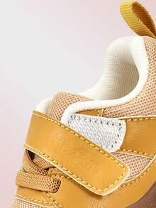 1 Pair Unisex Baby Mesh PU Hook & Loop Non-Slip Sole Flat Casual Sports Shoes, Suitable For All Seasons - Mustard Yellow - View 10