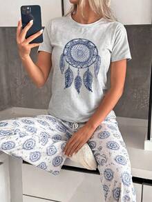 Where Style Meets Comfort  Enjoy Your Time At Home With This Soft Short-Sleeved Pajama Set. - White - View 3
