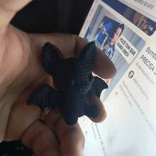 Knitted Texture Bat Desktop Sculpture, 3D Printed Matte Black Crochet Style Bat Statue With Detailed Wing And Ear Texture, Gothic Dark Aesthetic Desktop Decor, Suitable For Shelves, Desks And Seasonal Halloween Indoor Display, Halloween Decoration, Halloween Home Decor, Halloween, Christmas Decoration - Upgraded Version - View 4