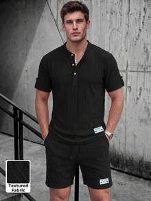 Men's Spring/Summer 3-Button Henley Short Sleeve Shirt And Drawstring Shorts Solid Color Jacquard Casual Vacation Regular Fit Set, Commute Casual Textured 2 Pieces Outfit - Black - View 2