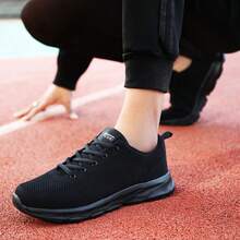 New Men's Casual Sports Shoes, Lightweight And Breathable, Versatile For Commuting, Suitable For All Seasons, Daily Hiking And Sports Wear - All Black - View 4