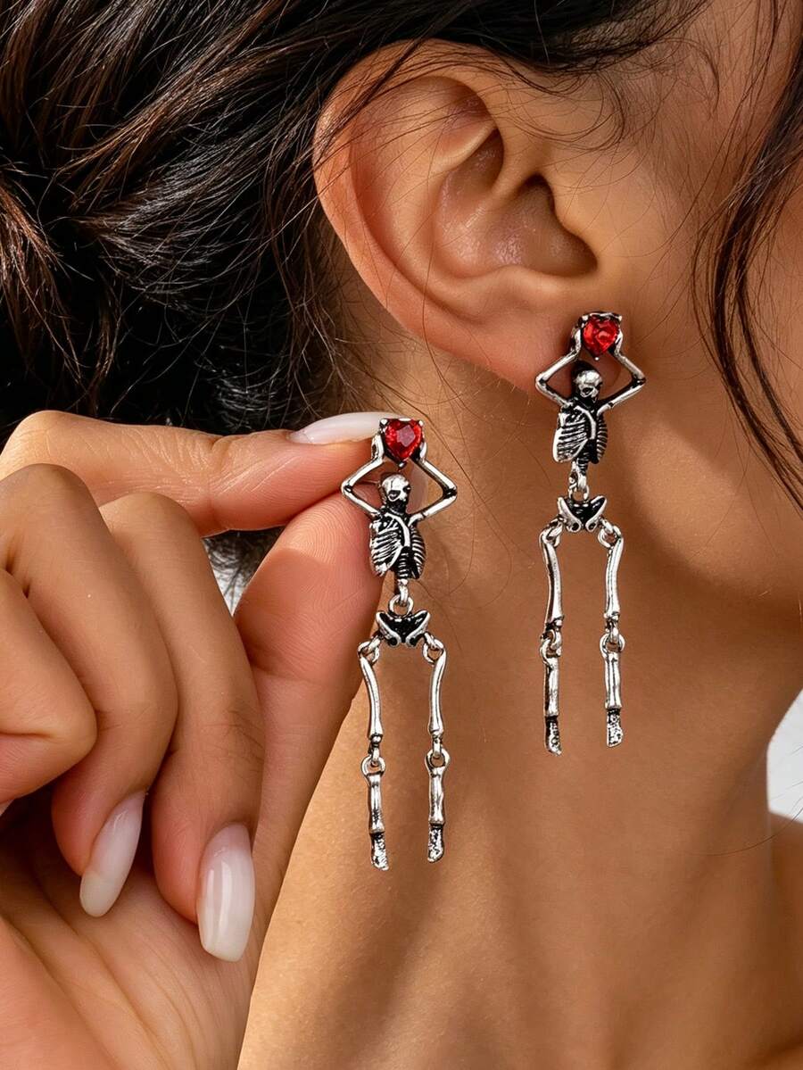 1 Pair Vintage Distressed Alloy Movable Skull & Red Heart Long Pendant Earrings For Women, Halloween Dark Style - Antique Silver - View 1