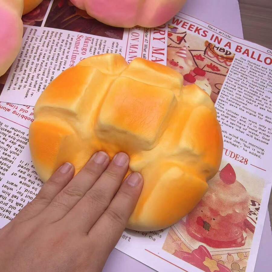 1pc Extra Large High Quality Slow Rebound Soft Bread Pineapple Bun Stress Relief Toy Prank Decor Unique Birthday Gift - Multicolor - View 1