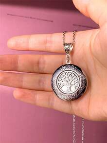 Vintage Elegant Round Photo Frame Necklace, Antique Silver Tree Of Life Photo Frame Pendant, Elegant Women's Necklace, Made Of Non-Fading Stainless Steel Material, Unisex, Mother's Day, Birthday, Anniversary Gift - Bohemian Fashion Accessory - Silver - View 3