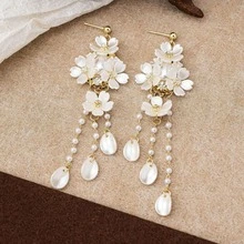 1 Pair White Faux Pearl Camellia Flower Drop-Shaped Long Earrings For Women - Multicolor - View 8