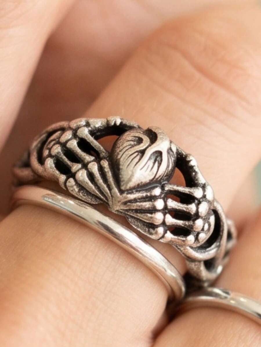 1pc Unisex Vintage Oxidized Silver Skeleton Hands Anatomical Heart Wide Band Ring, Gothic Punk Edgy Statement Ring, For Daily Wear Halloween Party - Antique Silver - View 1