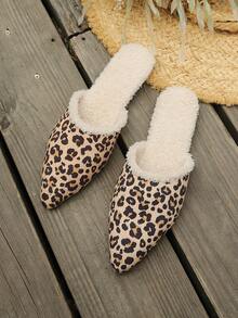 Autumn/Winter Leopard Print Pointed Toe Faux Fur Closed Toe Slippers Women's Indoor Warm Flat Slip-On Sandals - Multicolor - View 6