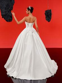 HEARBOBO Elegant White Wedding Dress, Sleeveless A-Line Long Gown With Exquisite Beaded Details, Creating A Fairy Tale Wedding Celebration Fall - White - View 4