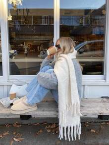 1 Women's Autumn And Winter Light Gray Solid Color Versatile College Style Elegant Raw Edge Thick Warm Scarf, Simple Daily Shawl Cape - White - View 1