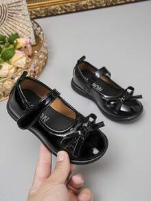 Girls' Black Bow Mary Jane Shoes, Soft & Comfortable Sole, Hook & Loop Design For Easy On/Off, Princess Shoes For School, Performance, Flower Girl, Formal Occasions - Black - View 4