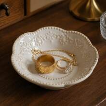 1 buah/3 buah Baki Perhiasan Keramik Timbul Vintage Eropa, Ukuran 4,25 Inci, Warna Putih Krem & Pola Bunga Emas, Cocok untuk Menyimpan dan Memajang Cincin, Anting, Kalung, Dekorasi Kamar Tidur dan Hadiah untuk Wanita - MultiWarna - View 10