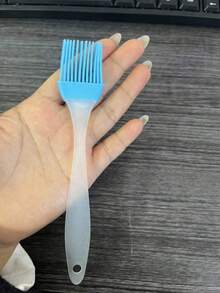 1件 400ml 2合1塑膠油瓶，噴霧與傾倒雙模式，防漏密封調味瓶，適用於橄欖油、食用油、醬油、醋，烹飪、燒烤、沙拉、烘焙必備廚房工具配件 - 彩色 - 查看 18