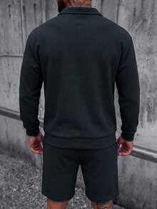 Setelan 2 Potong Atasan Polo Lengan Panjang dan Celana Pendek Rajut Waffle Warna Polos dengan Resleting Setengah, Pakaian Kasual Pria Lengan Pendek - Navy Blue - View 2