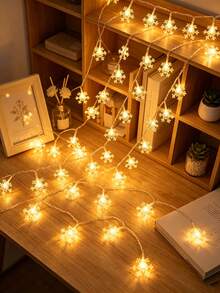 1pc 1.5/3/6m Indoor Decoration Snowflake Light String,Battery Power Supply,Christmas Room Decor, Bedroom Decor, Wall Decor And Desktop Decor Snowflake Light String,Christmas Party, Christmas Tree Decoration Light String,Winter Decor Snowflake Lights - Snowflake - View 9
