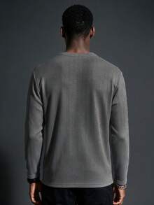 Camvyn Kaos Pria Lengan Panjang Kasual Musim Gugur/Dingin, Nyaman, Serbaguna, Potongan Slim Fit, Kerah Bulat Bergaris Klasik - Dark Grey - View 2