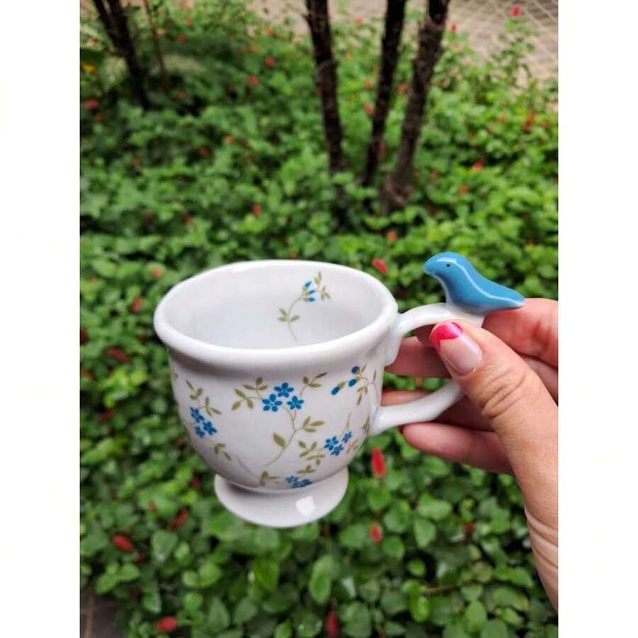 Xícara Criativa 3D com Pássaro no Cabo Azul – Ideal para Café e Presente 160ml - Multicolorido - Visão 1