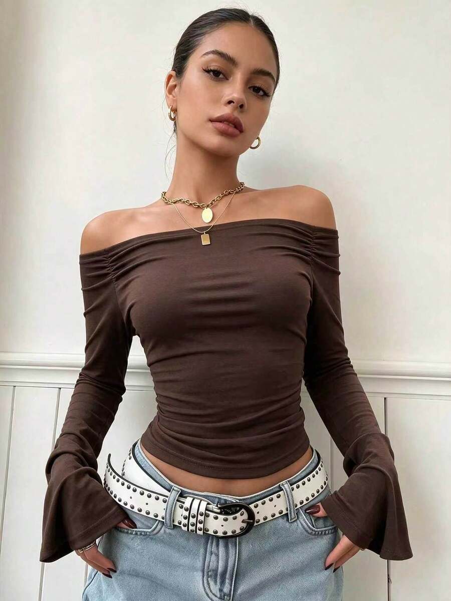 Atasan Wanita Lengan Lebar Tanpa Bahu dengan Detail Kerut, Elegan untuk Aktivitas Kasual Sehari-hari, Pergi Kencan - Coklat - View 1