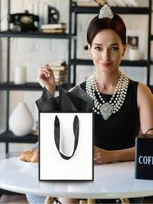 1/5 túi quà màu trắng & đen có quai ruy băng, túi quà trắng viền đen, phù hợp cho đám cưới, bán lẻ, tiệc, sinh nhật, cầu hôn, kỷ niệm và quà tặng tiệc đính hôn - Nhiều kiểu dáng - Xem 6