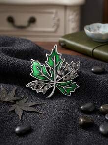 Classic Rhinestone Maple Leaf Brooch, Botanical Brooch, Women's Unisex Style, Casual Party Jewelry Accessory, Friend Gift Decoration - Maple Leaf - View 23