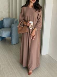 Set Abaya 2 Potong untuk Wanita Muslim, Gaun Panjang Bertekstur Kerut dengan Hijab Senada, Jubah Lengan Panjang Longgar yang Sopan - MultiWarna - View 5