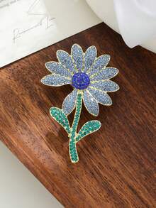1pc Fashionable Full Rhinestone Daisy Flower Brooch, Personalized Accessory, Holiday Gift, Versatile For Daily Wear - Blue - View 3